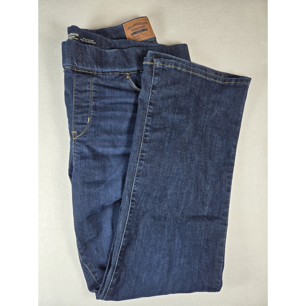 Women's Levi Signature Gold Total Shaping Boot Cut Pull On Jeans Size 18M